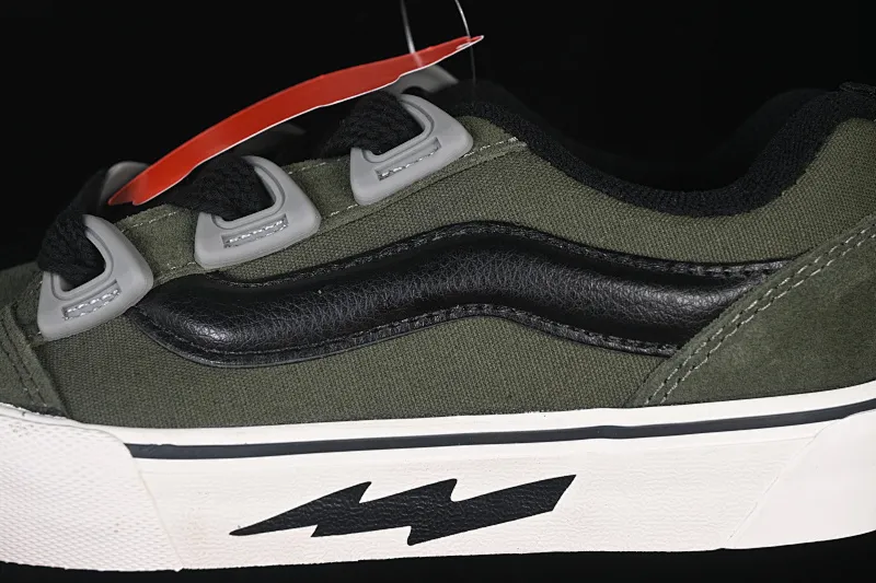All categories Vans Vans series Vans Low Vans low-top Vans Knu Skool Dr Vans low-top casual skateboard shoes VN000CZU50K